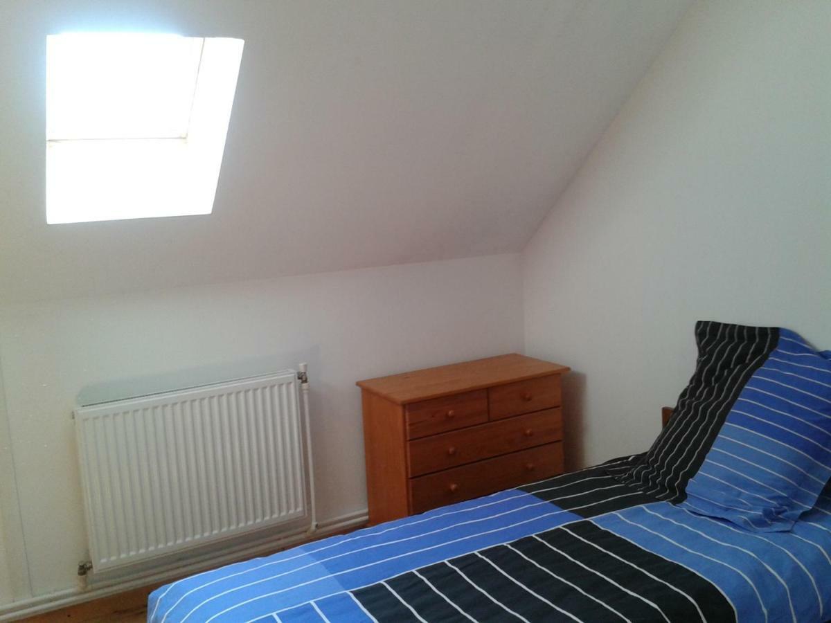 Le Bon Air Est Dans Le Pre Apartment Champagnac  Room photo
