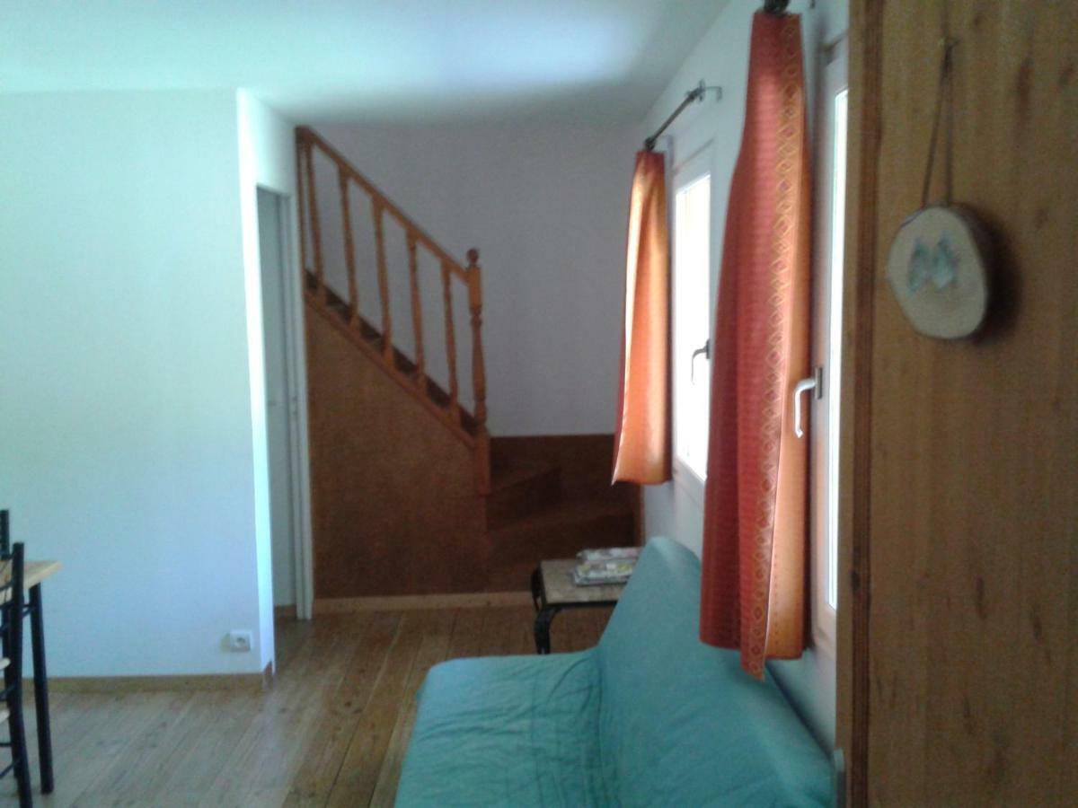 Le Bon Air Est Dans Le Pre Apartment Champagnac  Exterior photo